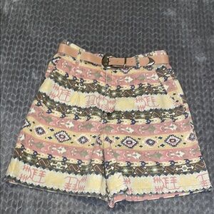 Venice Blues Vintage Super High Rise 100% Cotton Shorts w Matching belt.  Sz 14
